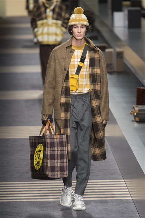 fendi fw 18 mens|Fendi Fall 2018 Menswear Collection .